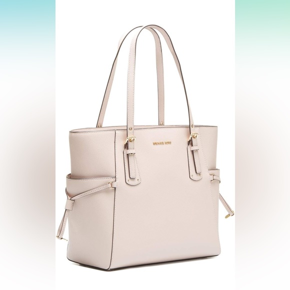 Michael Kors Voyagers Tote Soft Pink AUTHENTIC🩷 - Picture 2 of 3